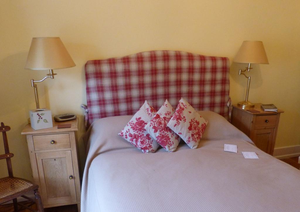 Cumberland House Bed & Breakfast Шерборн Стая снимка